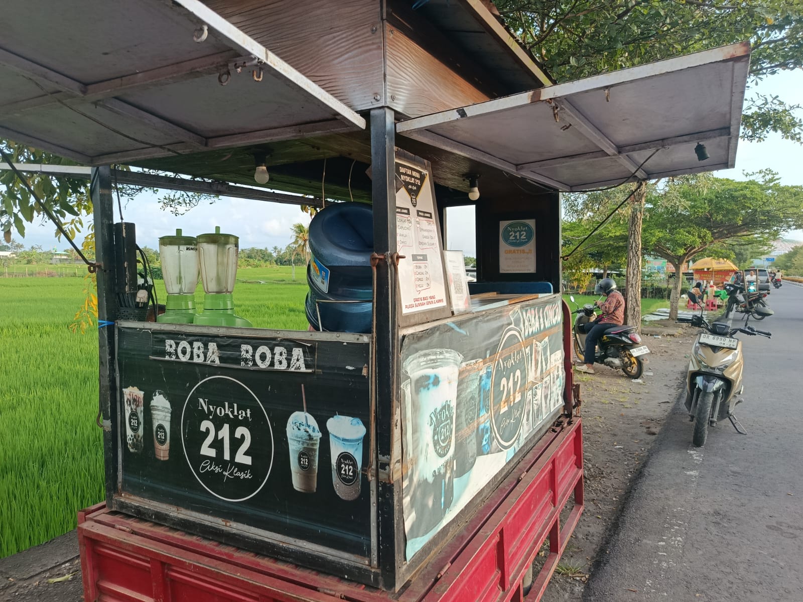 Nyoklat 212